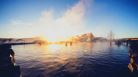 Golden Circle And Secret Lagoon Tour - Fall Tours