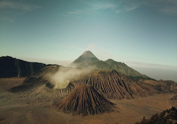 Image 2 of 9