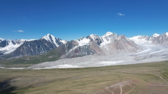 Image 3 of 5