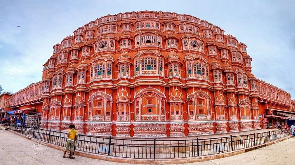Golden Triangle Tour - A Trip to the Ganges in Varanasi - Memorable India Journeys Pvt. Ltd. - India - Image 3