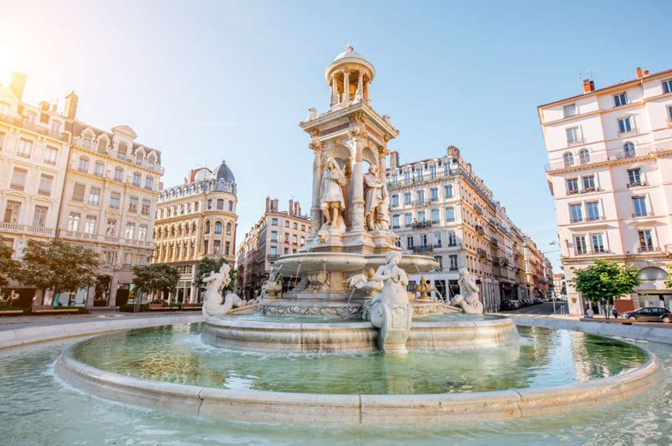 Gourmet and cultural cruise along the Saône and the Rhône, the French art of living (port-to-port cruise) - Tweet World Travel - France - Image 5
