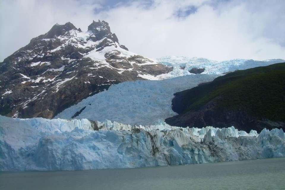 Gourmet Glaciers Experience from El Calafate with optional walkways in Perito Moreno - Tangol Tours - Argentina - Image 6