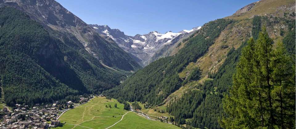 Gran Paradiso Guided Hike - Utracks - France - Image 9