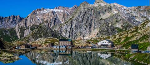Switzerland Trekking And Hiking Tour: Grand Combin Guided Hike