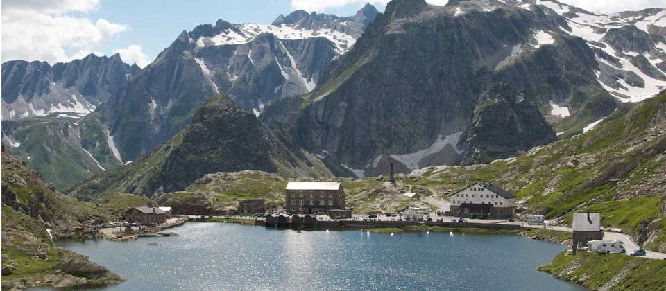 Grand Combin Guided Hike - Utracks - Switzerland - Image 5