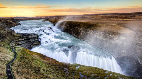 Europe Volcanoes Tour: Grand Golden Circle Tour & Volcanic Crater