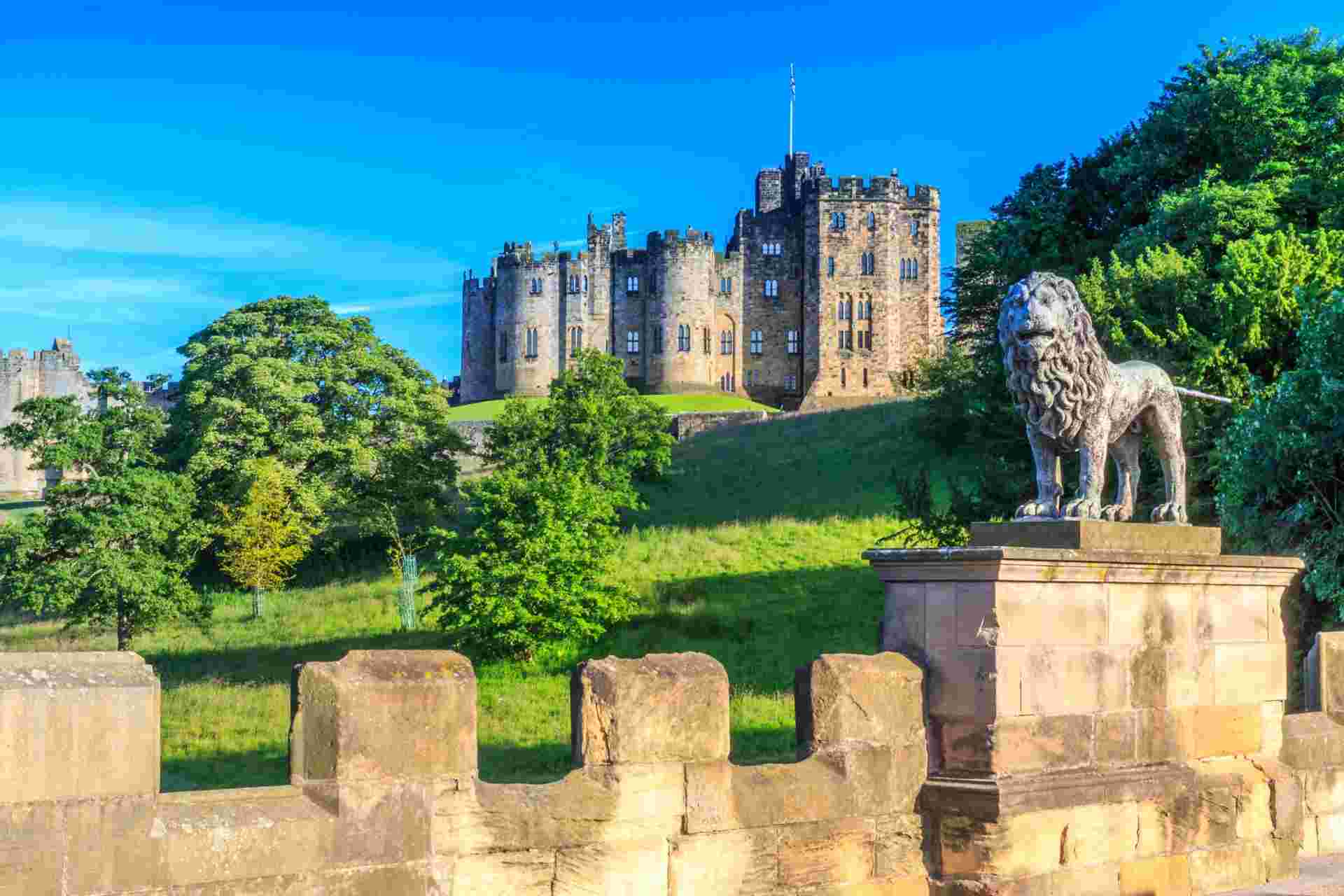 Great British Route and Ireland from North to South with London, Ending in Dublin