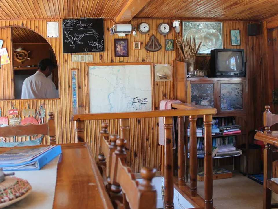 Image 5 of 16
