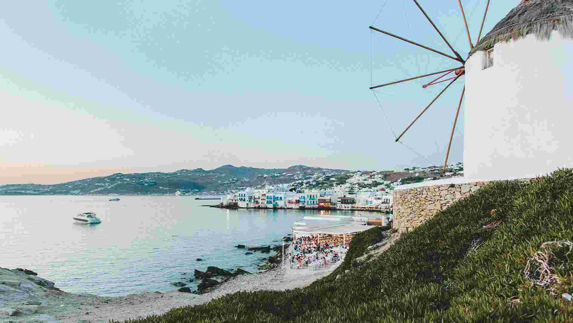 Greek Islands: Sunsets & Sea Breezes