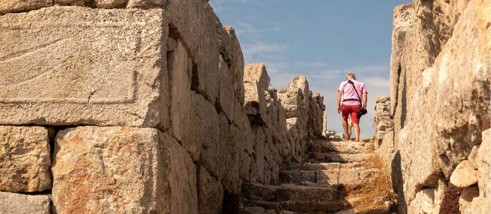 Greek Islands Walk: Santorini & Naxos on Foot - Utracks - Greece - Image 12