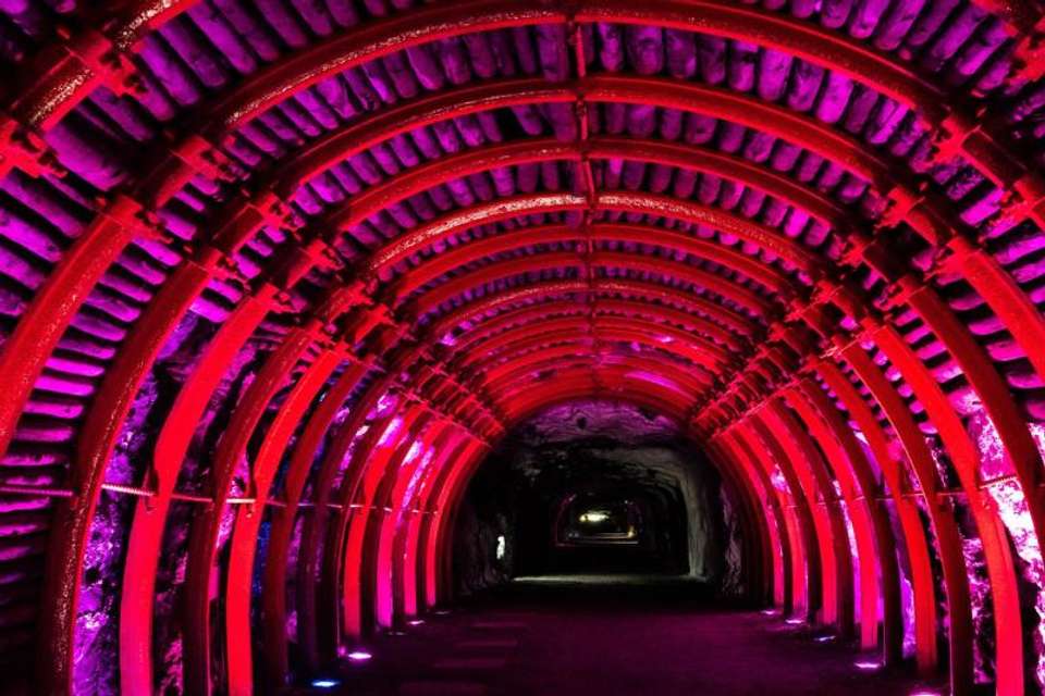 Guatavita Lagoon & Salt Cathedral Guided Day Trip + Tickets - Tangol Tours - Colombia - Image 3