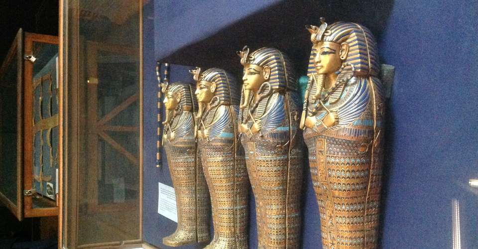 Guided Cairo Tours Visiting Egyptian Museum - Emo Tours - Egypt - Image 1
