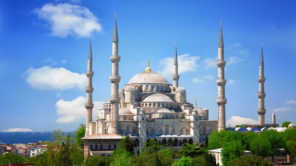 Private Full Day Guided Highlights of Istanbul Tour - Smart Turkey Tours - Turkey - Image 4