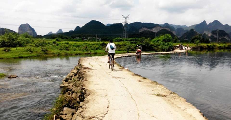 Guilin one day back-to-nature biking tour - Easy Tour China Travel Co., Ltd. - China - Image 3