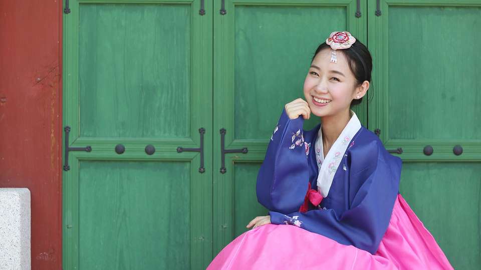 Gyeongbokgung Hanbok PhotoShoot - Hab Korea - South Korea - Image 3