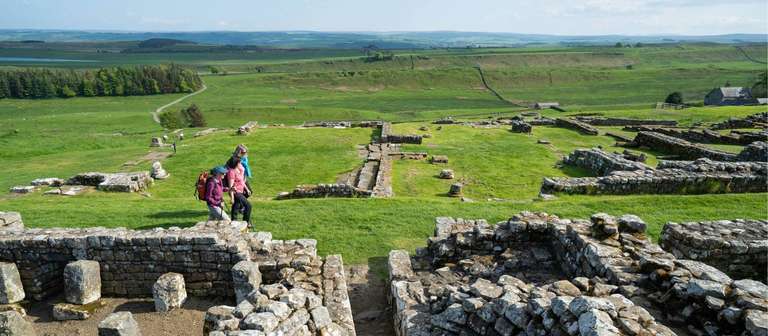 Hadrian's Wall Walk From Whitley Bay - 8 Days trip - alternative tour available