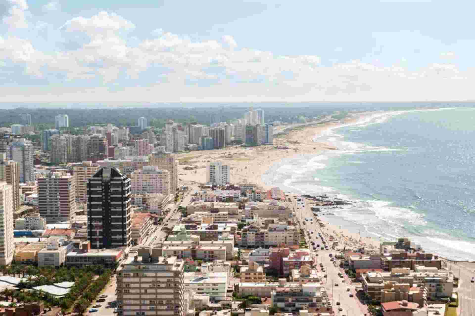 Half Day City Tour in Punta del Este