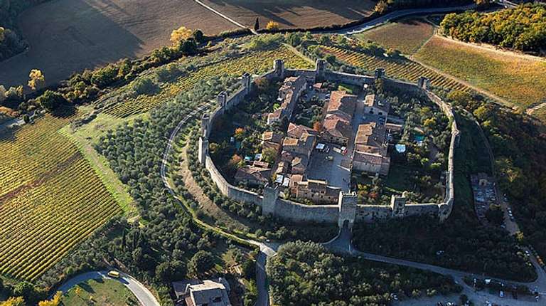 Half-Day Guided Hike to Monteriggioni from Siena trip - alternative tour available