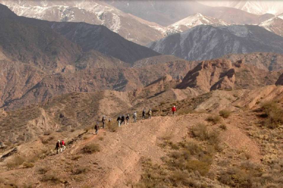 Half-Day Mendoza Trek and Rappeling Excursion - Tangol Tours - Argentina - Image 2