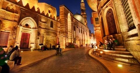 Half Day Tour To El Moez Street And Al Azhar Park - September 2027