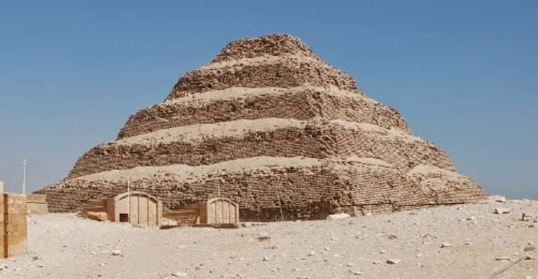 Half Day Tour to Memphis Sakkara and Dahshur Pyramids  trip - alternative tour available