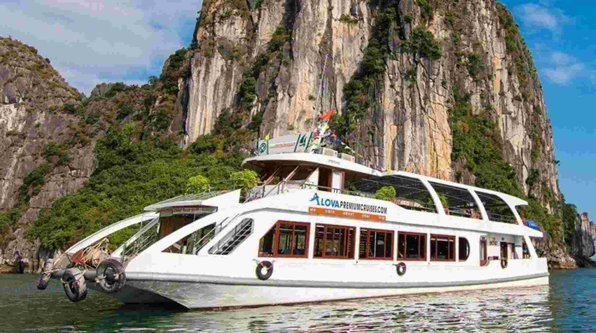  Halong 1 day on 4-star Cruise with transfer & lunch