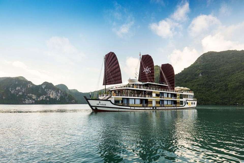 Halong Bay Cruise 3D/2N - Bamba - Vietnam - Image 1