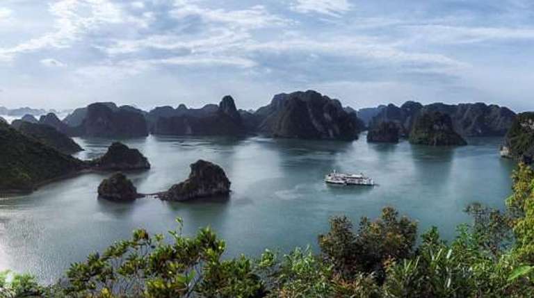 Halong Bay Cruise full Day From Tuan Chau trip - alternative tour available