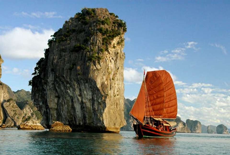 Hanoi & Halong Bay - 5 days - On The Go Tours - Vietnam - Image 2