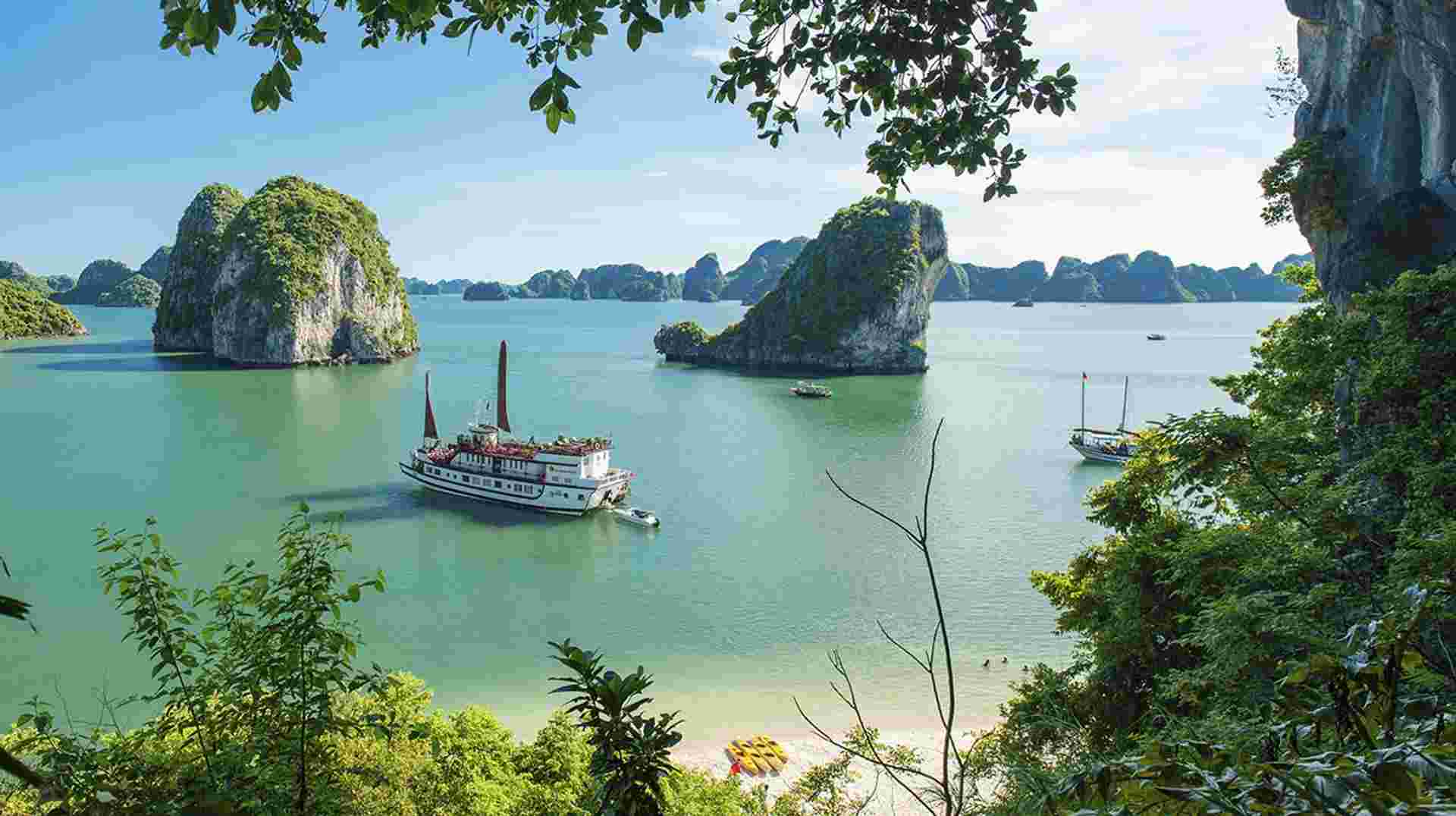 Hanoi – Halong Bay 4 Days