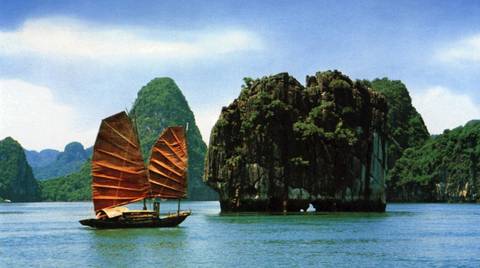 Hanoi – Halong – Ninh Binh 5 Days Tour - September 2027