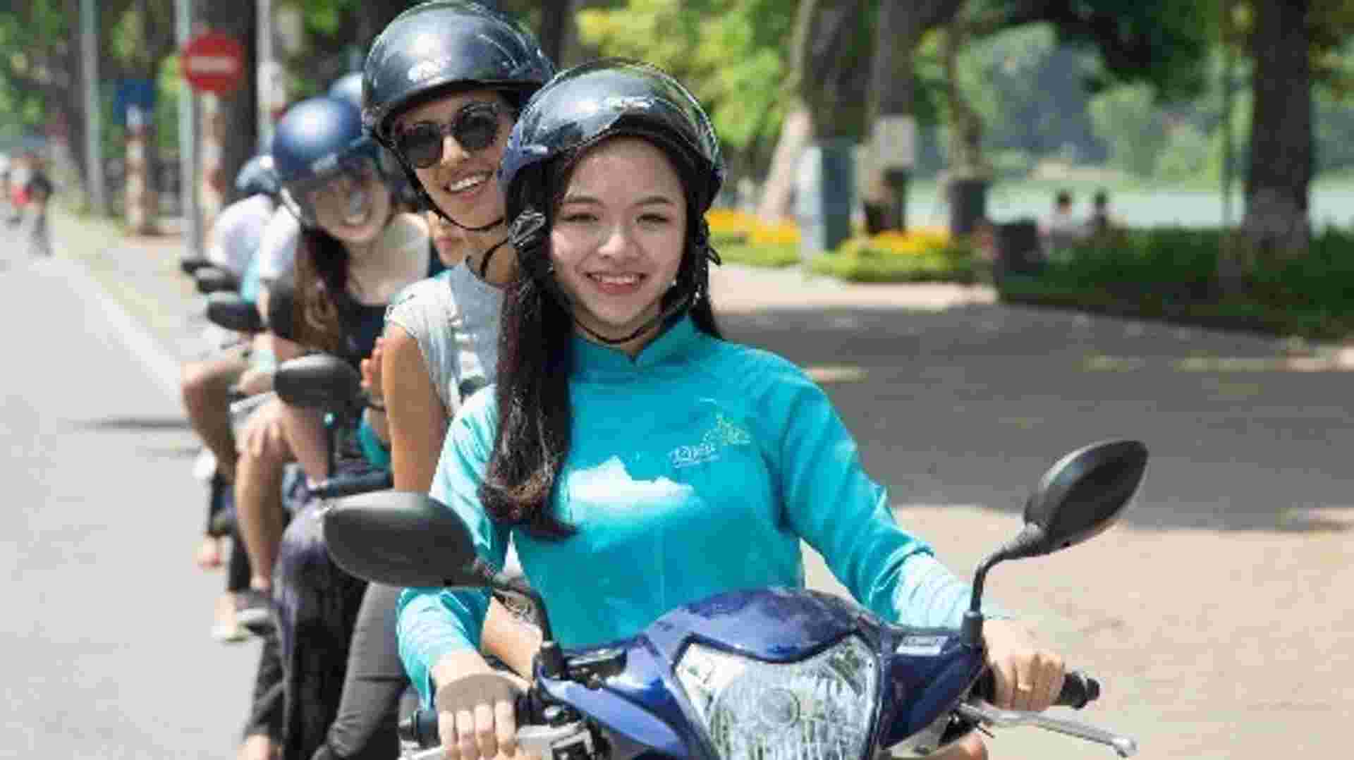 Hanoi Motorbike Tour In The Morning