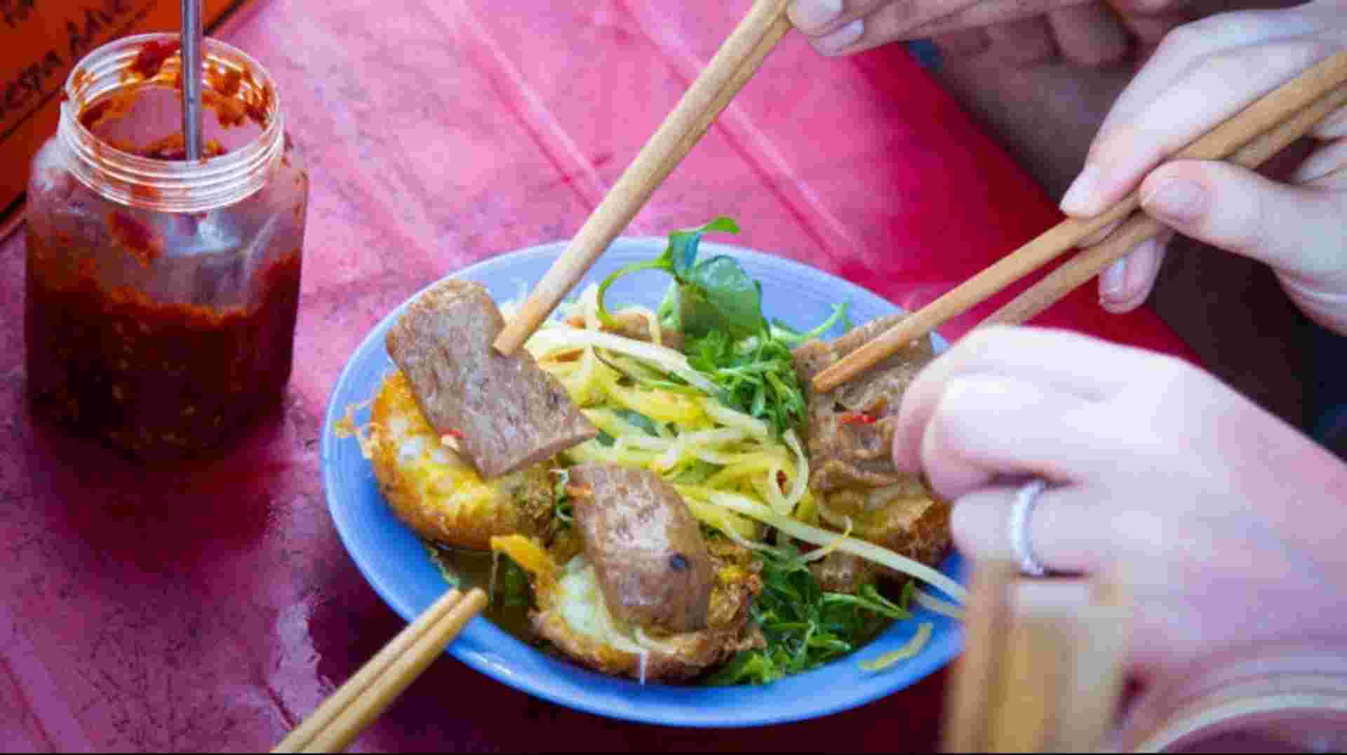 Hanoi Street Food Discovery