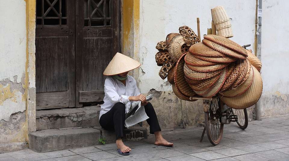 Hanoi Street Food Taste - Gray Line Vietnam - Vietnam - Image 4