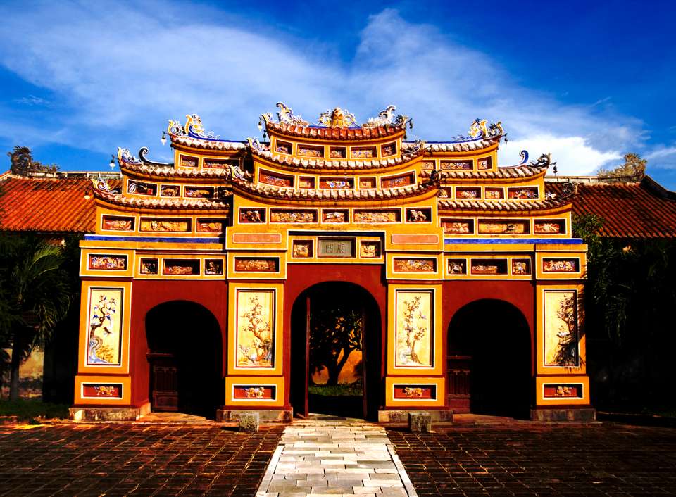 Hanoi to Hoi An - 8 days - On The Go Tours - Vietnam