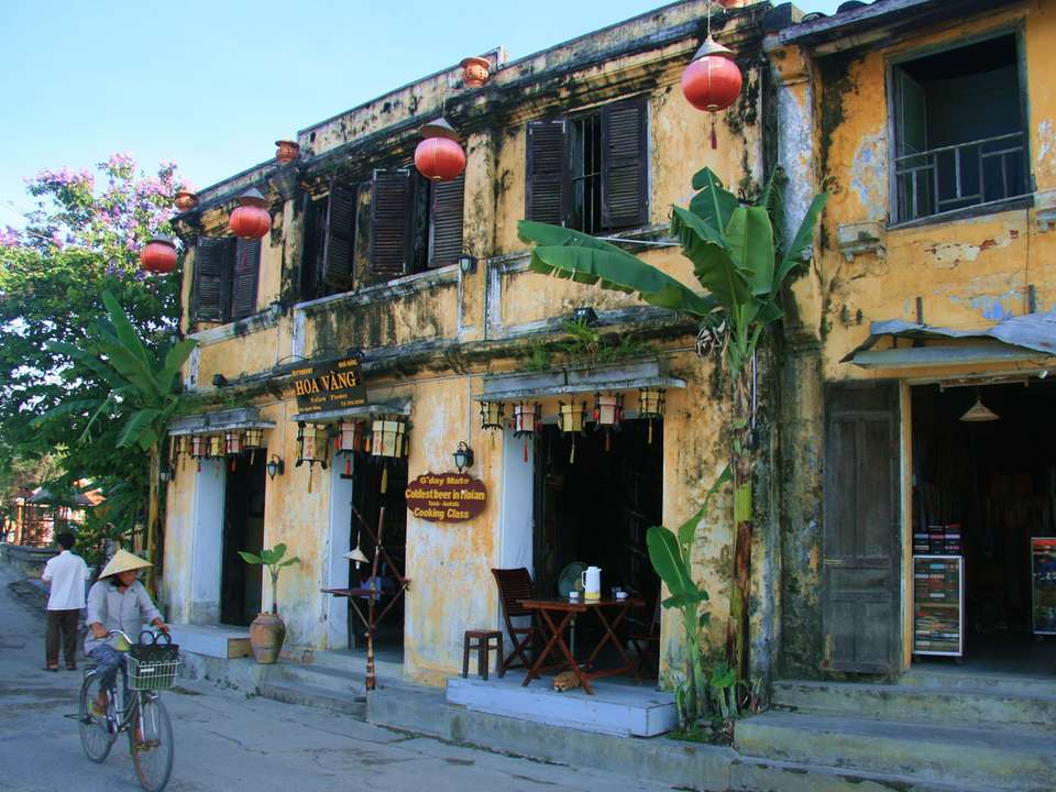Hanoi to Hoi An - 8 days - On The Go Tours - Vietnam