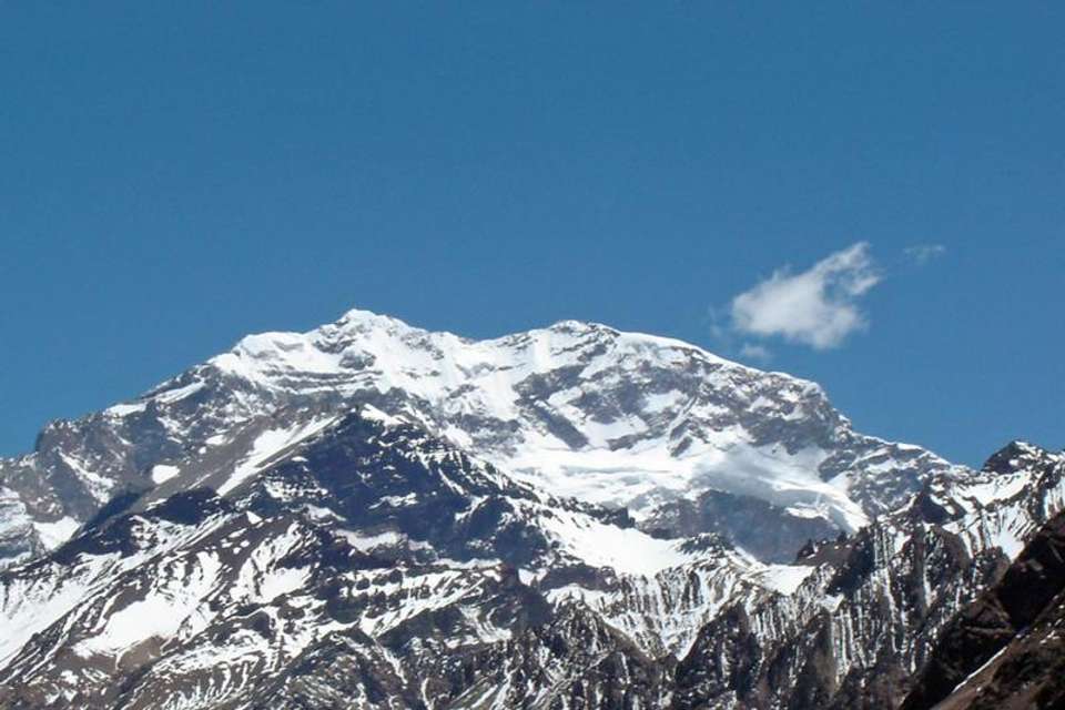 High Mountain Tour from Mendoza with English guide - Tangol Tours - Argentina - Image 2