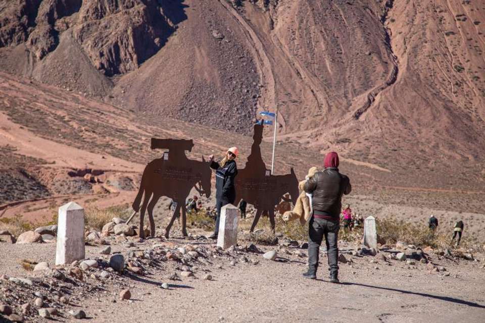 High Mountain Tour from Mendoza - Tangol Tours - Argentina - Image 9