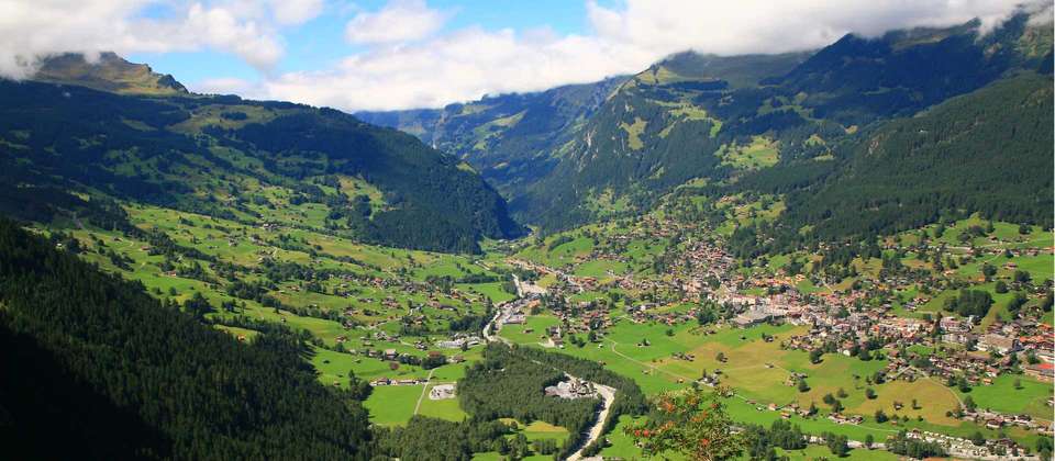 High Trails of the Bernese Oberland Guided Hike - Utracks - Switzerland - Image 5