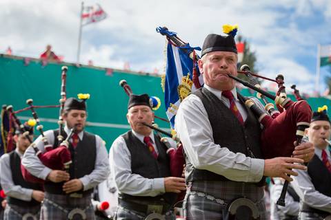 Getaways And Short Breaks Tour: Highland Games