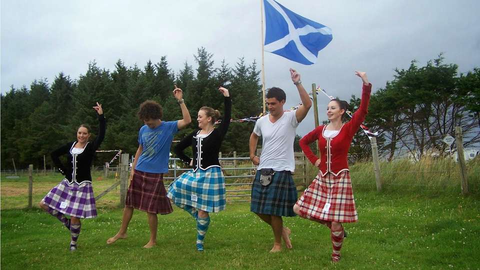 Highland Games Day Tour - Haggis Adventures - Scotland - Image 3