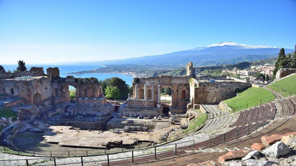 Highlights of Greece and Southern Italy - Indus Travels - Greece - Image 11