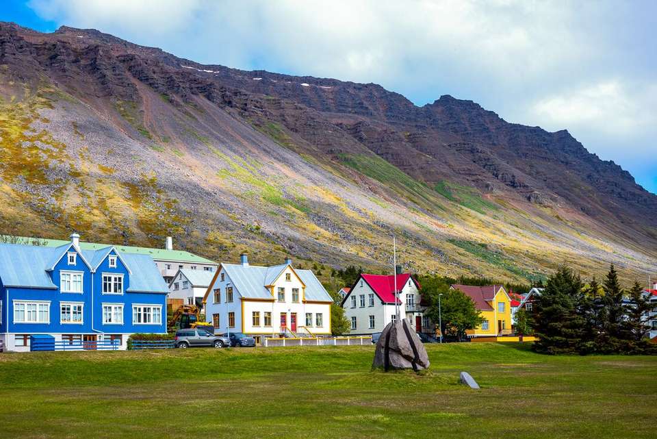 Highlights of Iceland (Ocean Victory) - Intrepid Travel - Iceland - Image 14