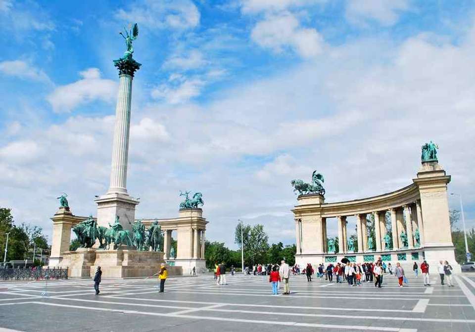 Jewels of Prague Vienna and Budapest - Indus Travels - Czech Republic - Image 8