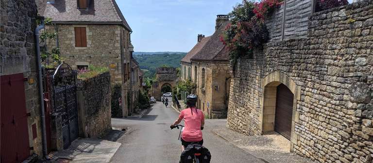 Highlights of the Dordogne by Bike trip - alternative tour available