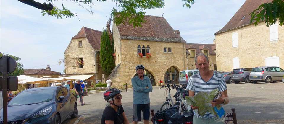 Highlights of the Dordogne by Bike - Utracks - France - Image 7