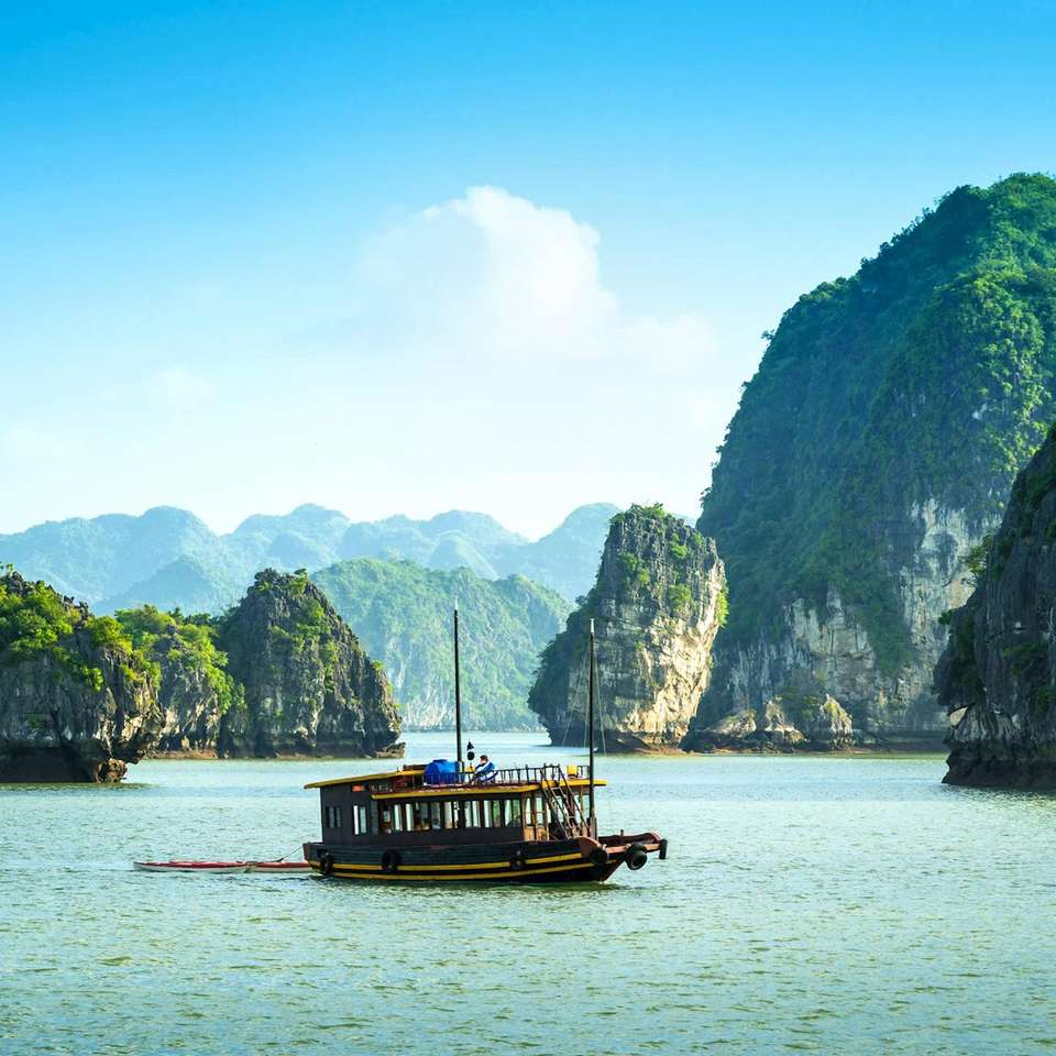 Highlights of Vietnam - Trafalgar - Vietnam - Image 5