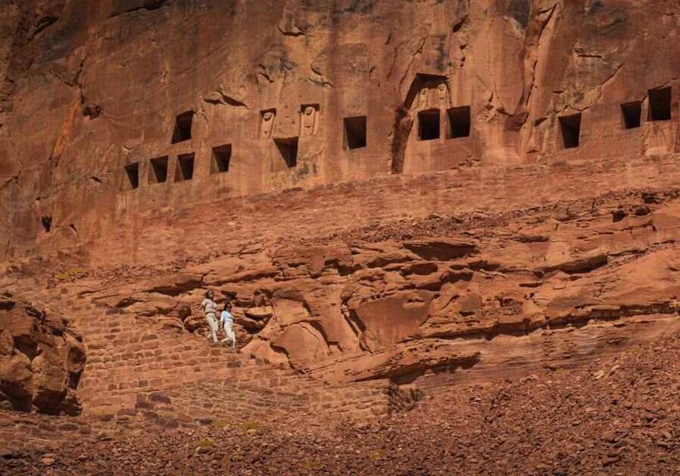 Highlights of UAE and Saudi Arabia - Indus Travels - UAE - Image 3