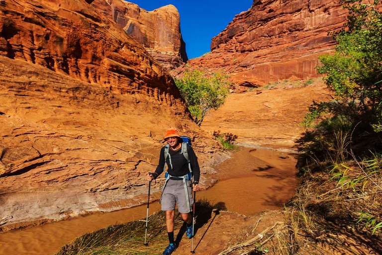 Hiking and Backpacking Utah's Coyote Gulch trip - alternative tour available