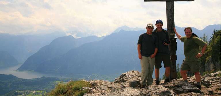 Austria Sightseeing Tour: Hiking Austria's Lakes & Dachstein Alps
